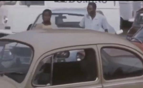 Fuel Scarcity In 1974, See Cars In Vogue In The 70s As Nigerians Queue Up To Buy Fuel - autojosh 