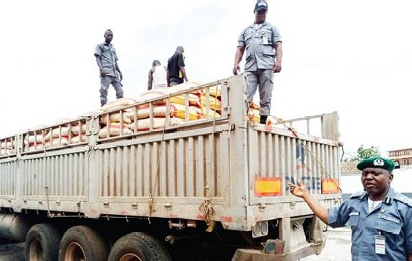 Ogun Customs Seizes Dangote Truck With 600 Smuggled Rice, Records Seizures Worth N189m In April - autojosh