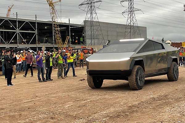 Tesla Cybertruck To Start Production This Year As Buyers Have Been Contacted Via Email