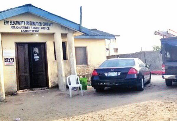 EKEDC Impound Business Woman's Vehicle For Allegedly Breaking A Pole, Demands N1.2m For Repairs - autojosh