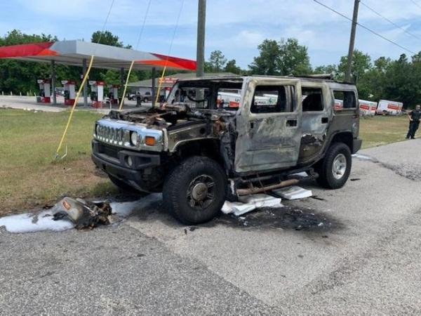 Hummer H2 Stockpiled With Kegs Of Petrol In Boot Erupts In Flames Shortly After Leaving Fuel Station - autojosh 