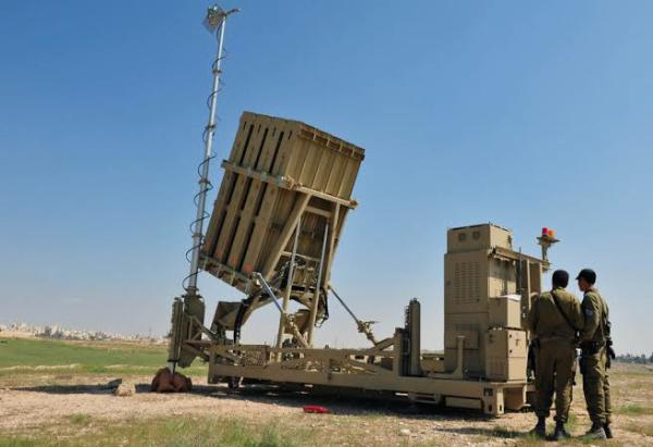 Israel "IRON DOME" System Intercepting Multiple Inbound Missiles Fired From Palestine - autojosh 