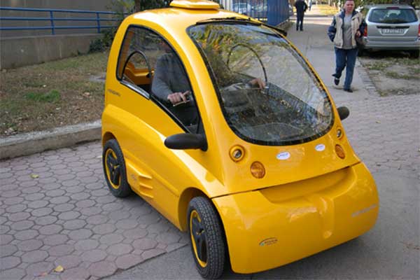Meet kenguru, The World's 1st Electric Car For Wheelchair Users