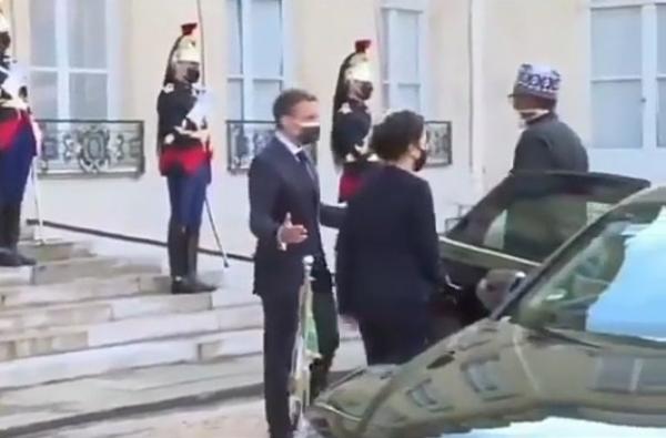Muhammadu Buhari Arrives In Style At Elysee Palace In France In Audi A8 L Security Bulletproof Limousine - autojosh