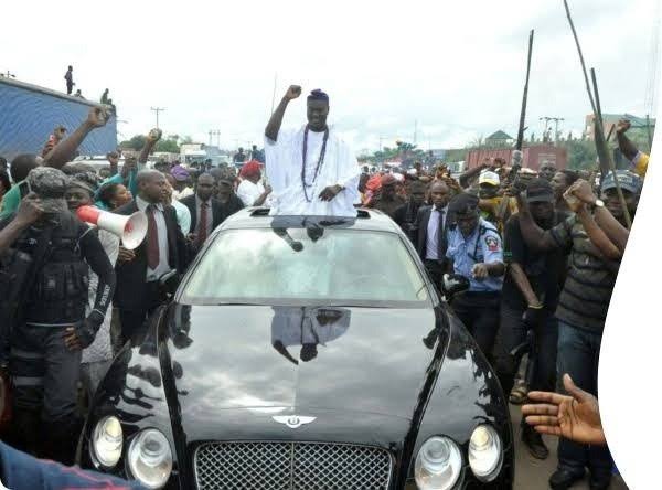 Ooni Names Ife-Moro Road After Late Afenifere Spokesperson, Yinka Odumakin - autojosh 