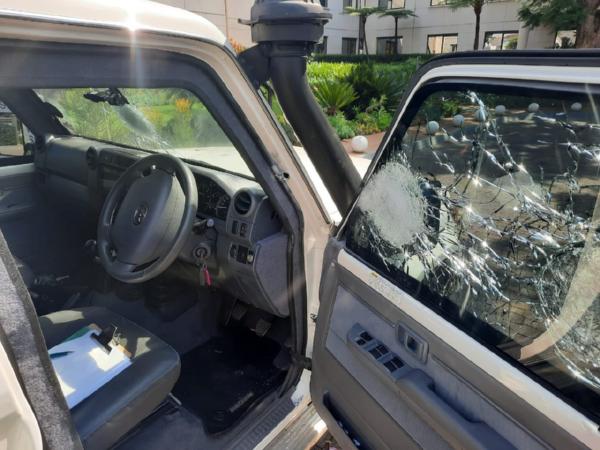 SA Robbers Beaten Hands Down By Driving Skills And Cash-in-transit Bulletproof Toyota Land Cruiser - autojosh
