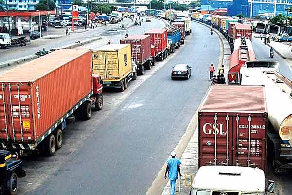 Security Operatives And Sudden Disappearances Of Apapa Gridlock - autojosh 