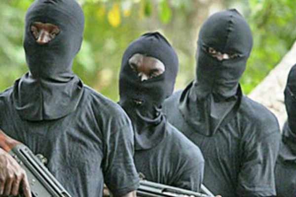 Gunmen Abduct Chinese Working On Lagos-Ibadan Rail Project, Kills Police Excort - autojosh 