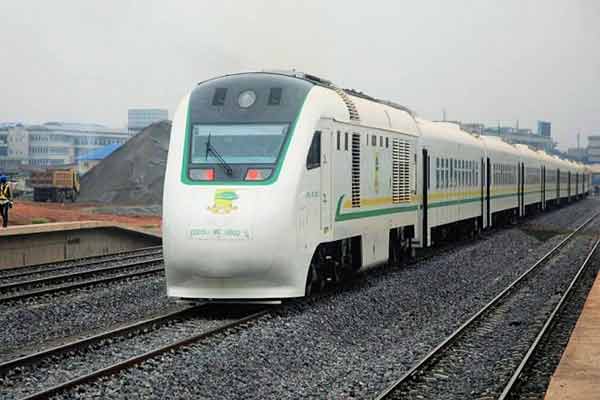 Shehu Sani : What Yorubas, Hausas, Igbos Did When Abuja-kaduna Train Broke Down In The Night - autojosh 