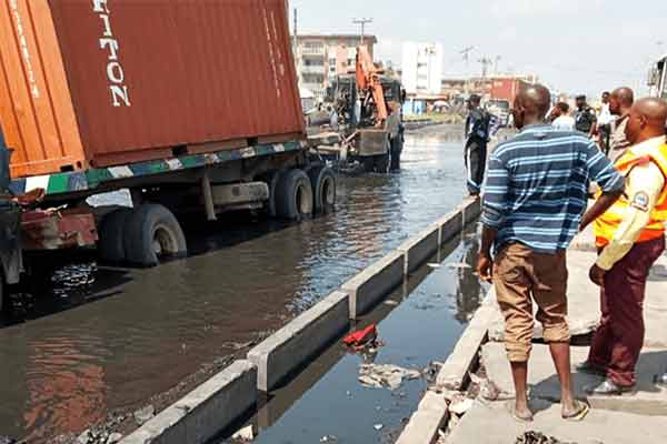 State Of Deplorable Tin Can, Apapa Ports Access Roads - autojosh 