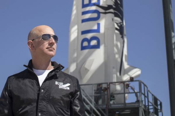 Billionaire Jeff Bezos, His Brother, Four Others Heading To Space On July 20 - autojosh 