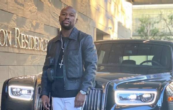 Ahead Of Fight Vs YouTuber, Mayweather Splashes Over $1m On 10 Cars - Including 2 Rolls-Royces - autojosh 