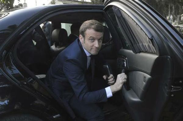Moment French President Macron Got Slapped After Exiting His Car To Greet Crowd - autojosh