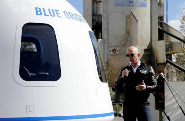 Someone Paid N11.5B For A Seat For A 10-Mins Space Trip With Billionaire Jeff Bezos - autojosh