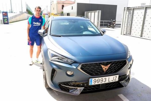 Man City Star Eric Garcia Rejoins Barcelona, Flaunts His Official Car, Cupra Formentor SUV - autojosh