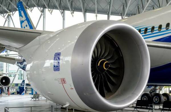 Rolls-Royce Begins Production Of World’s Largest Aero-engine, Its Gearbox Can Run 500 Family Cars - autojosh