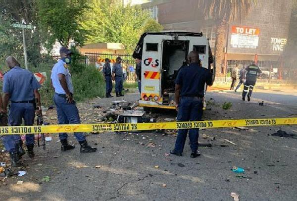 Ten Cash-In-Transit Robbers Arrested In South Africa, 4 Vehicles, Cash, Ammunitions Recovered - autojosh 