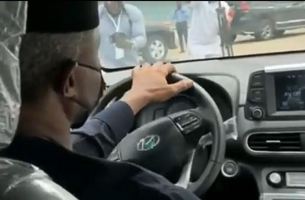 Vice President Osinbajo Test-drive Nigerian Assembled Electric Car, Hyundai Kona EV - autojosh 
