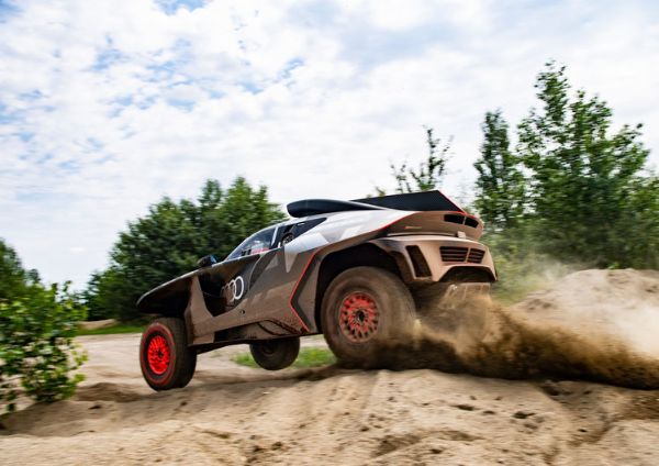 Audi Plans To Win Dakar Rally Race In 2022 With This New Electric RS Q E-Tron Offroading Truck - autojosh 