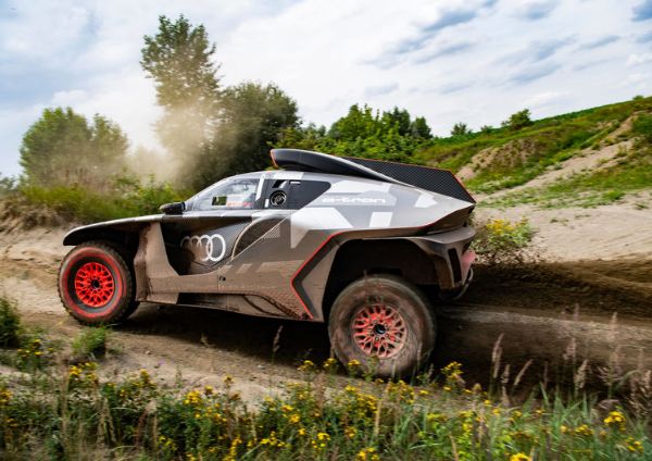 Audi Plans To Win Dakar Rally Race In 2022 With This New Electric RS Q E-Tron Offroading Truck - autojosh 