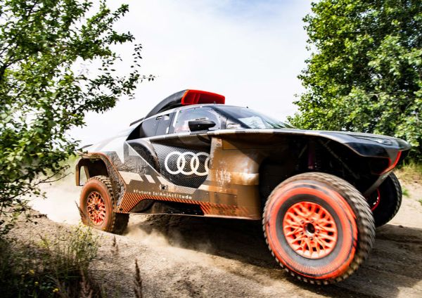 Audi Plans To Win Dakar Rally Race In 2022 With This New Electric RS Q E-Tron Offroading Truck - autojosh 