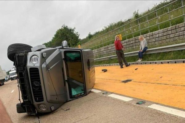 Premier League Footballers Who Crashed Their Mercedes-Benz G-Wagon SUVs Due To Over-speeding - autojosh 