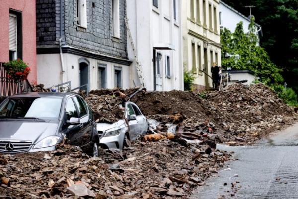 In Pictures : Flood From Heavy Downpour Sweeps Hundreds Of Cars Away In Germany, Kills 70, Many Missing - autojosh