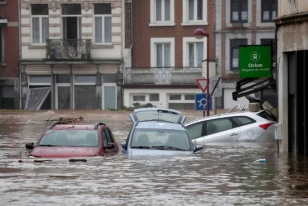 In Pictures : Flood From Heavy Downpour Sweeps Hundreds Of Cars Away In Germany, Kills 70, Many Missing - autojosh