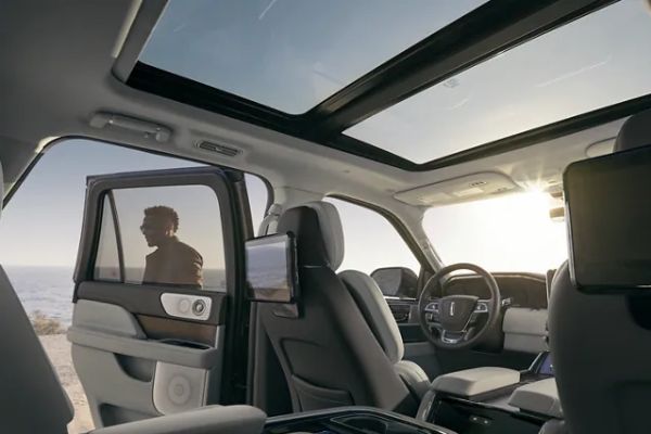 2022 Lincoln Navigator SUV Unveiled With Hands-free Driving Tech - autojosh 