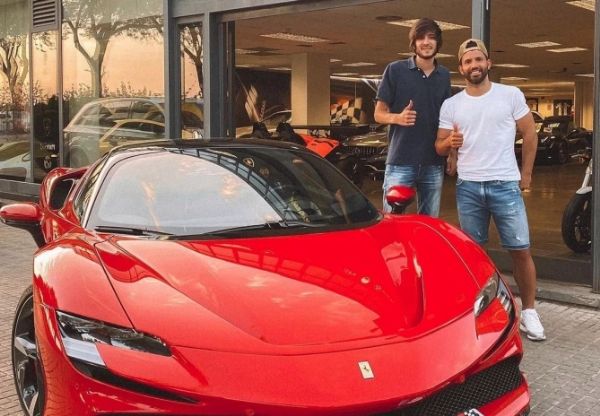 New Barcelona Signing Sergio Aguero Splashes $591,000 On 986-hp Ferrari SF90 Stradale - autojosh