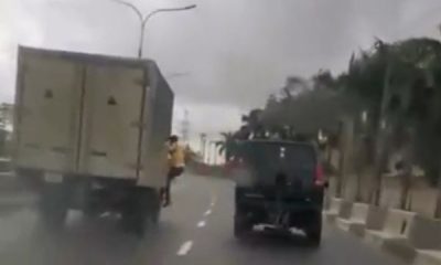 Moment LASTMA Official Falls Off A Moving Truck While Trying To Arrest The Fleeing Driver - autojosh