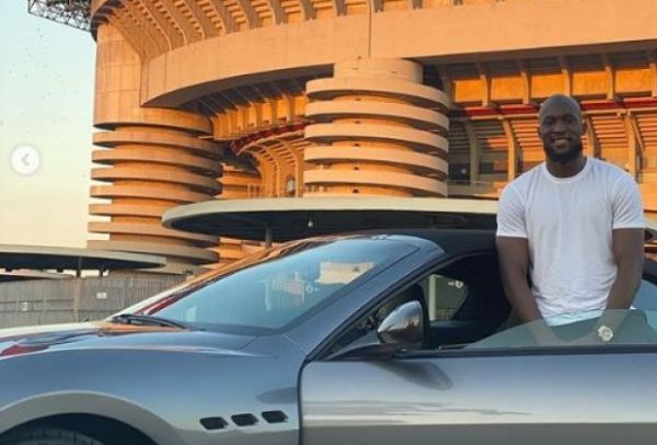 Chelsea New Signing Roмelu Lukaku's Car Collection, Including Rolls-Royce, Maseratis, 3 Mercedes' - autojosh