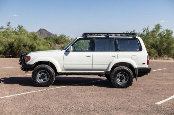 This 1994 Toyota Land Cruiser 80 Series Sold For More Than $78,000 - autojosh 