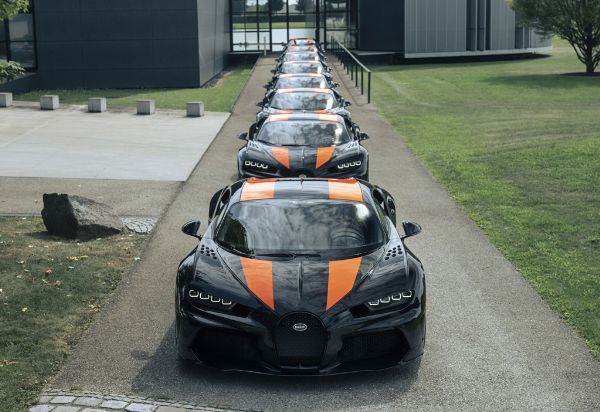 First 8 Bugatti Chiron Super Sport 300+ Hypercars Ready For Delivery, Each Cost $3.9M - autojosh
