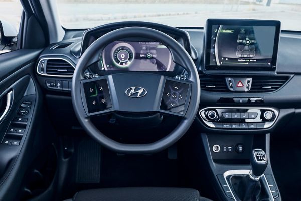 Hyundai Is Working On A Steering Wheel That Has A Touchscreen - autojosh 