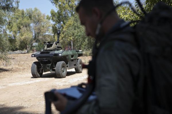 Israeli Firm Unveils Unmanned Vehicle Fitted With Machine Guns That Patrols Battle Zones - autojosh