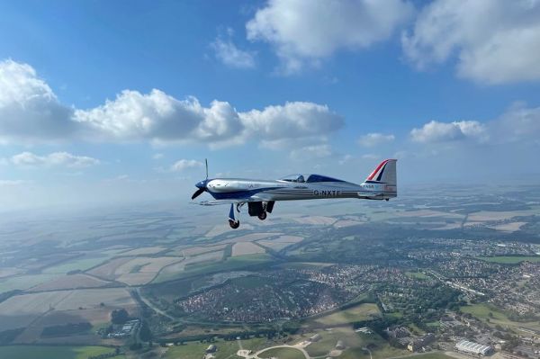 Jaguar SUV Tows Rolls-Royce Electric Aircraft As It Takes To The Skies For The First Time - autojosh 