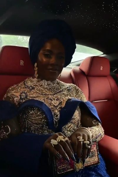 Tiwa Savage Arrive In Style In Rolls-Royce Wraith As Singer Buries Dad - autojosh 