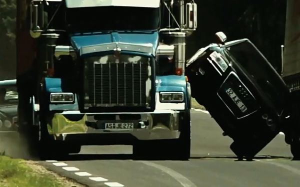 Transporter 3 : Audi A8 Drove On Two Wheels Between Two Trucks During A Chase By Mercedes E-Class - autojosh 