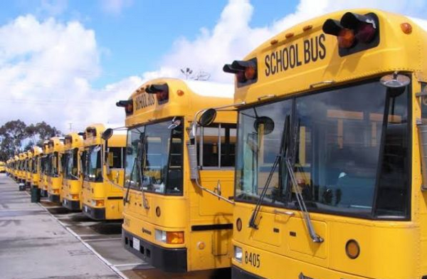 Schools In U.S Are Paying Parents $250/Month To Drive Their Kids Due To Bus Driver Shortage - autojosh 