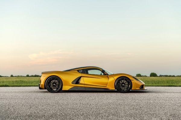 Walkaround Of Sold Out $2.1M Hennessey Venom F5, Just 24 Will Be Built - autojosh