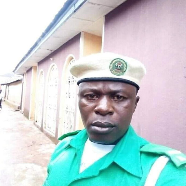 Keke Marwa Driver Returns N500,000 Cash Some Traders Left In His Tricycle In Jos - autojosh 