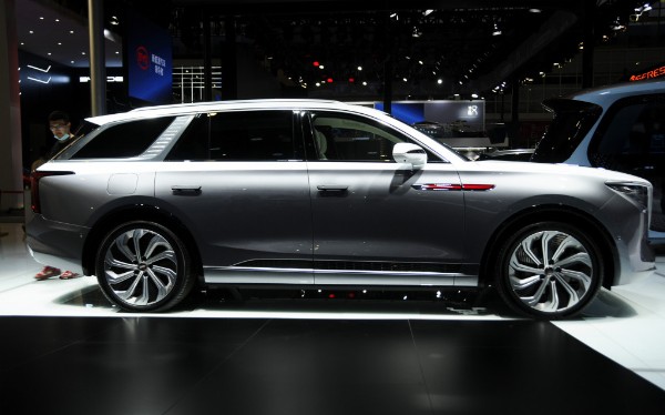 European Reviewers Impressed By China's Hongqi E-HS9 Luxury Electric SUV - autojosh 