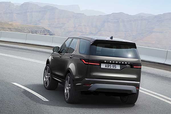 Land Rover Launches Flagship Discovery Metropolitan Edition For 2023