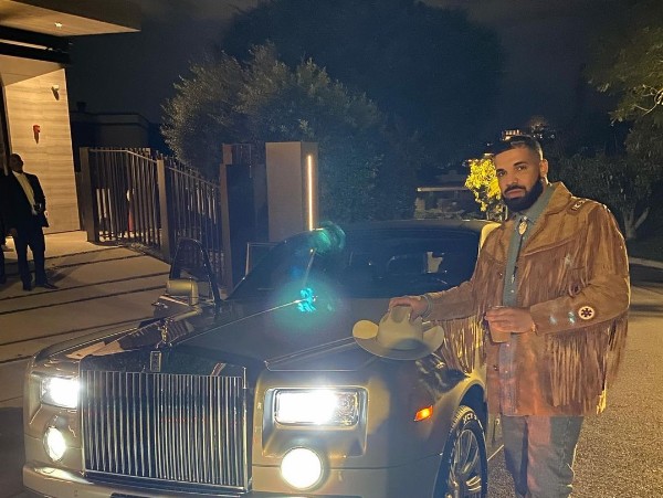 Drake Gifted A Rolls-Royce Phantom For His Birthday – Same Car He Used To Rent When He Couldn't Afford One - autojosh