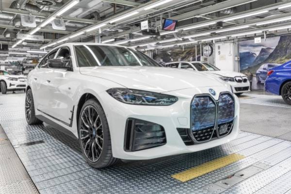 First-ever All-electric BMW i4 Rolls Off Production Line At Munich Plant - autojosh 