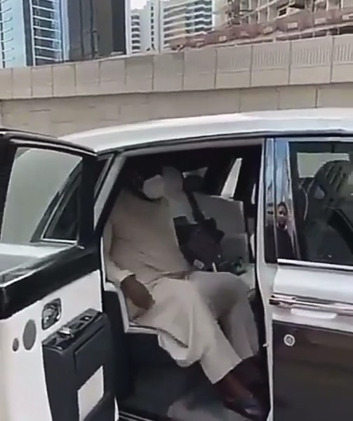 Atiku Abubakar Is 75, Rare Footage Of Former Vice President Boarding Rolls-Royce Phantom In Dubai - autojosh