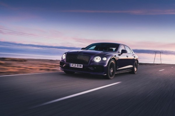 Bentley Flying Spur Hybrid Covers 455 Miles In One Trip Across Iceland Using Only Renewable Energy - autojosh 