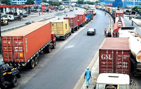 Lagos Truck Owners Move To End Extortion By Police, LASTMA, Other Security Agencies, At Port - autojosh