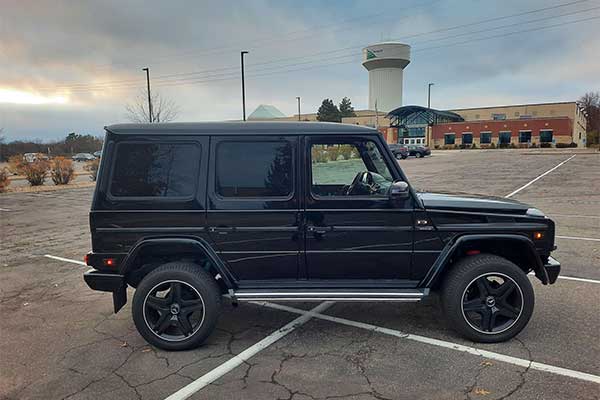 This G-Wagon Has Been Slapped With A Manual Gear And A Cadillac V8 Engine